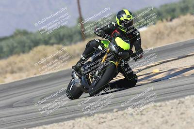 media/Oct-13-2025-Moto Forza (Mon) [[a66d839500]]/3-B Group/Session 3 (Turn 16)/